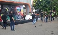 Artis Juggling di Panggung Luar.JPG
